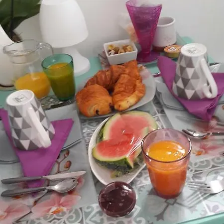 D'hotes Maranje Bed and Breakfast *