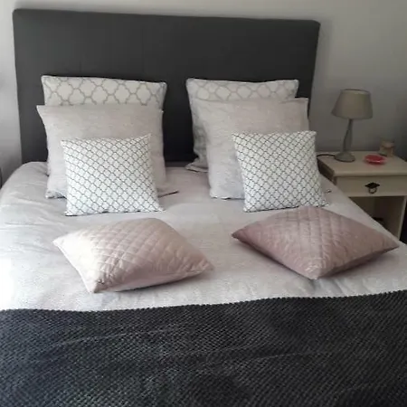 D'hotes Maranje Bed and Breakfast